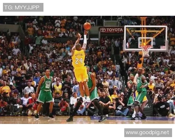 探索jb篮球明星的辉煌历程与传奇瞬间,感受篮球世界的魅力与激情 探索jb篮球明星的辉煌历程与传奇瞬间,感受篮球世界的魅力与激情